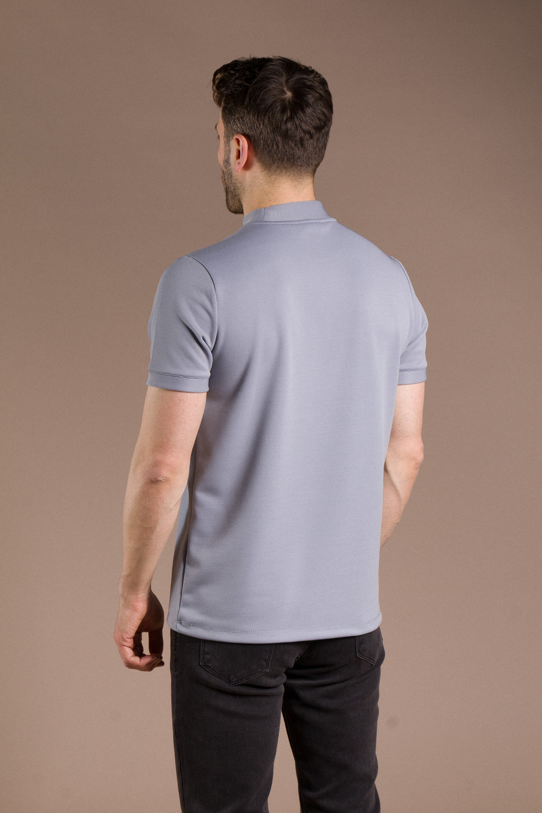 Boğazlı T-Shirt