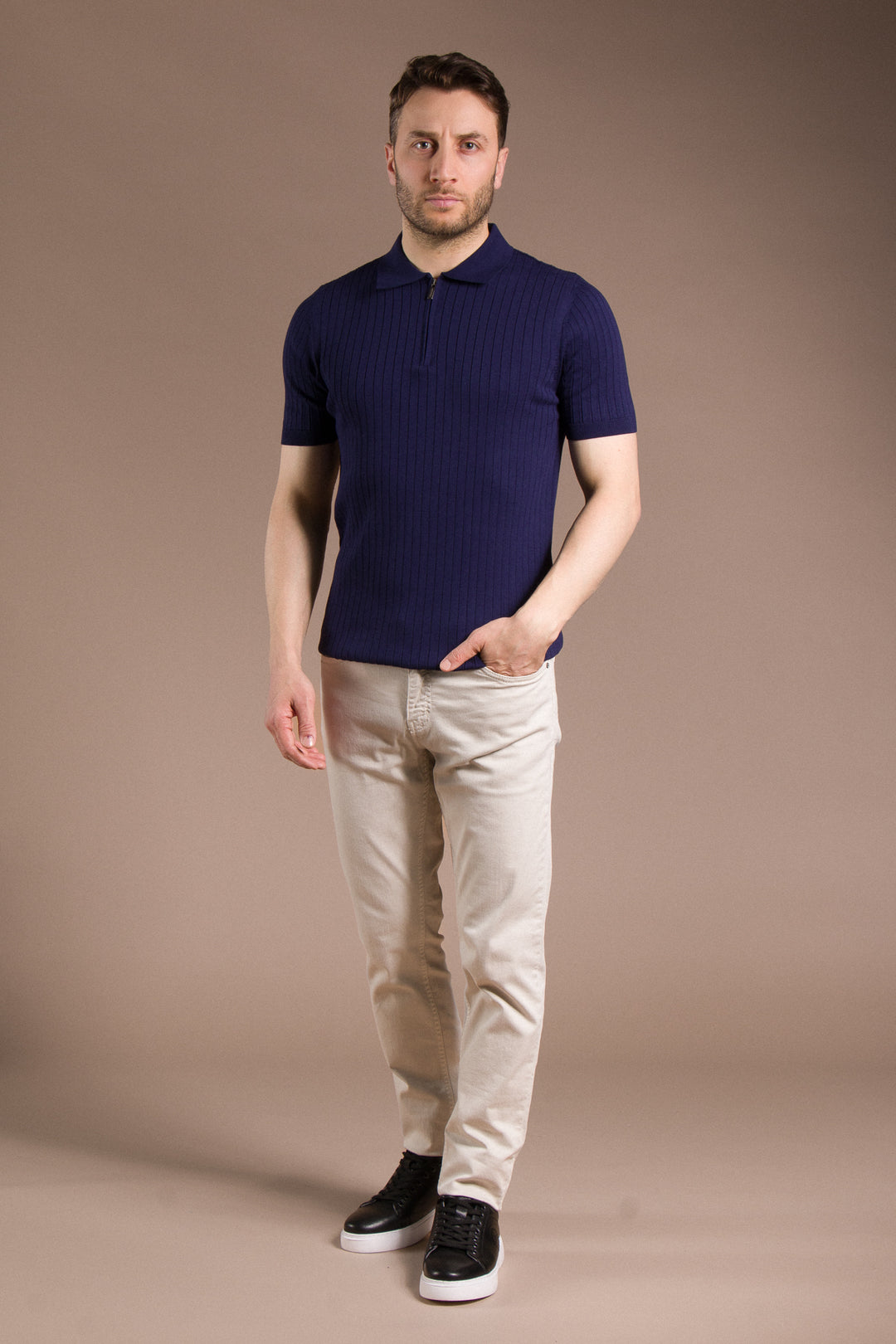 Dokulu Polo Yaka Triko T-Shirt