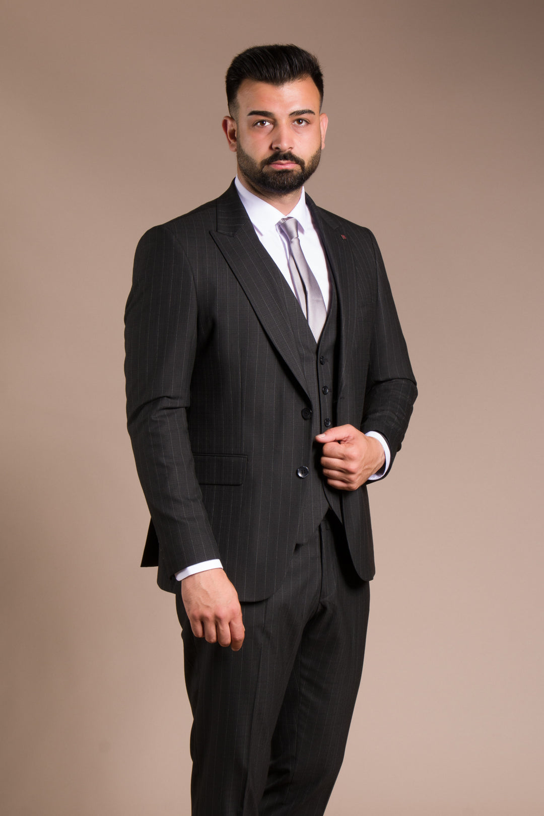 Çizgili Slim Fit Yelekli Takım Elbise
