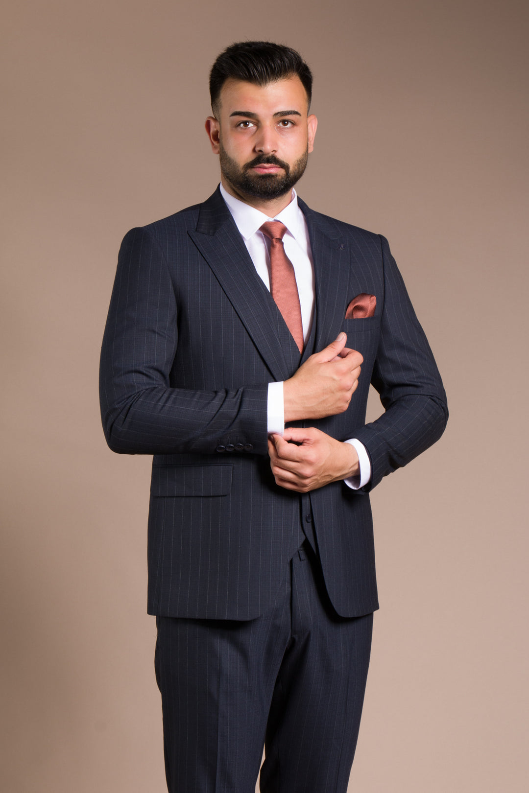 Çizgili Slim Fit Yelekli Takım Elbise