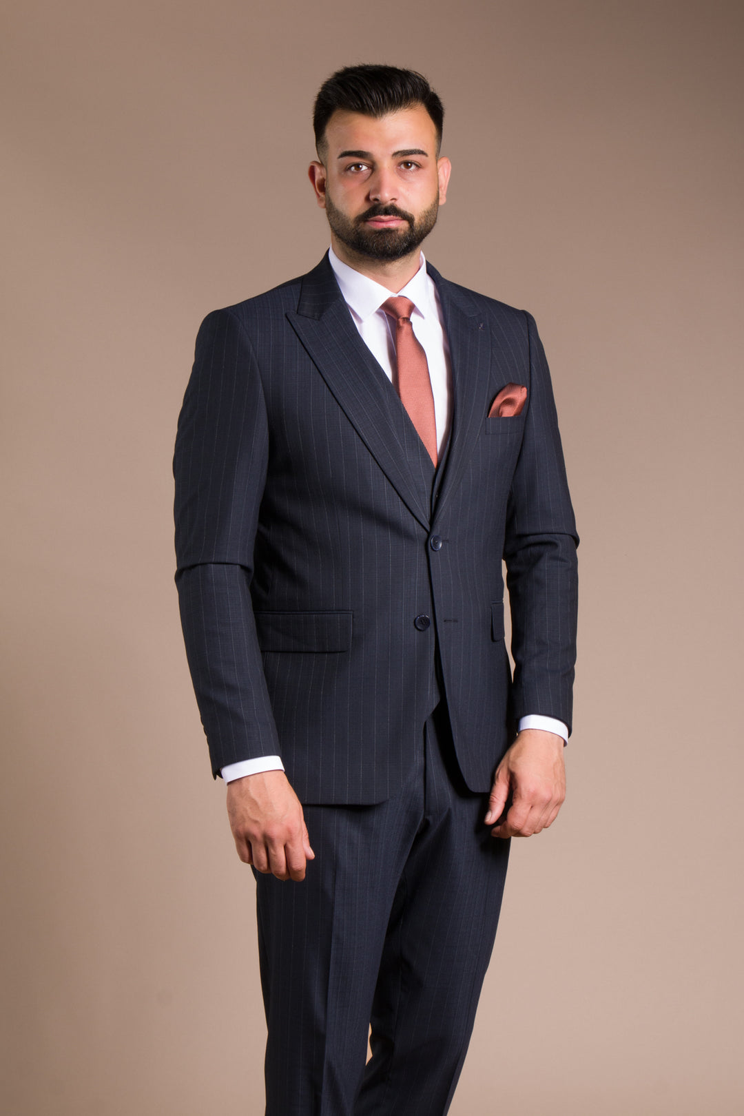 Çizgili Slim Fit Yelekli Takım Elbise