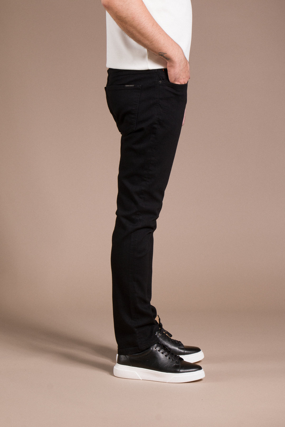 Slim Fit Jean