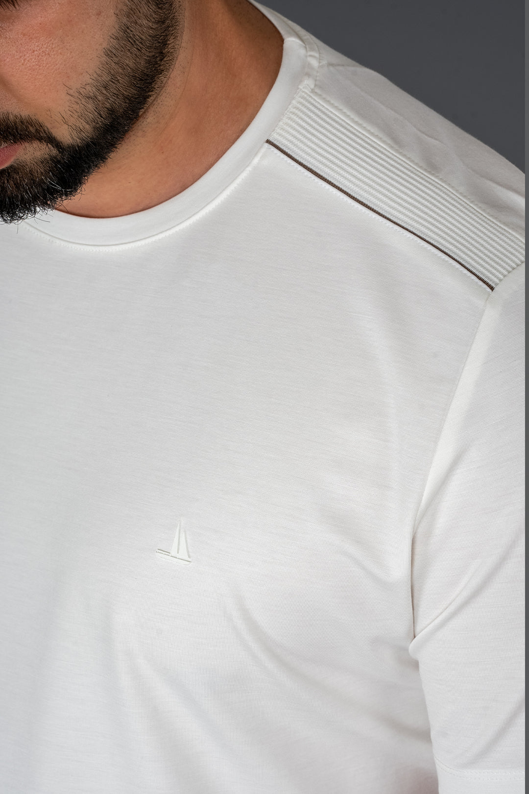 Omuz Detaylı Basic T-Shirt