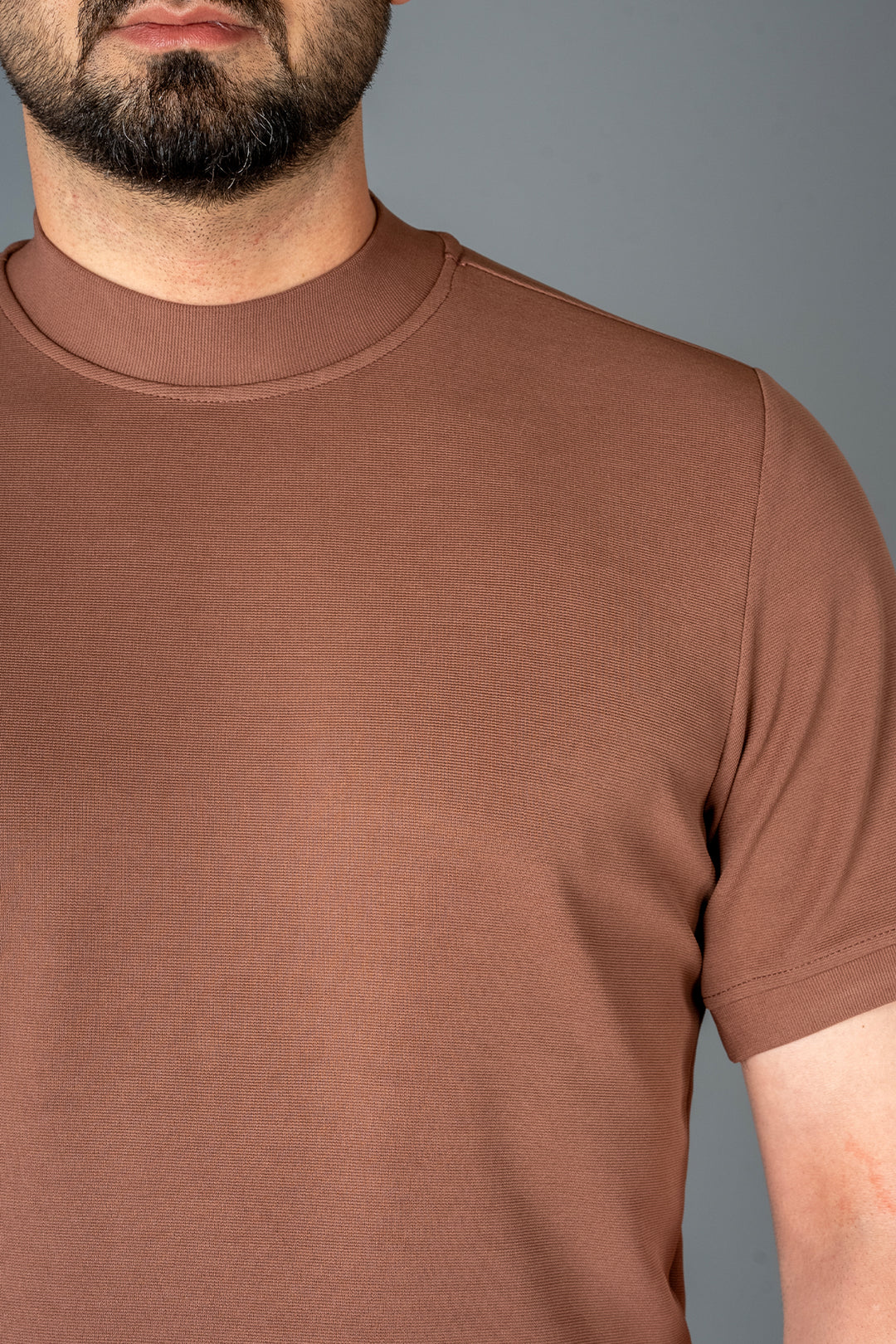 Boğazlı T-Shirt