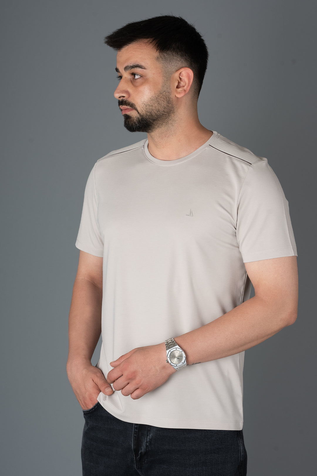 Omuz Detaylı Basic T-Shirt