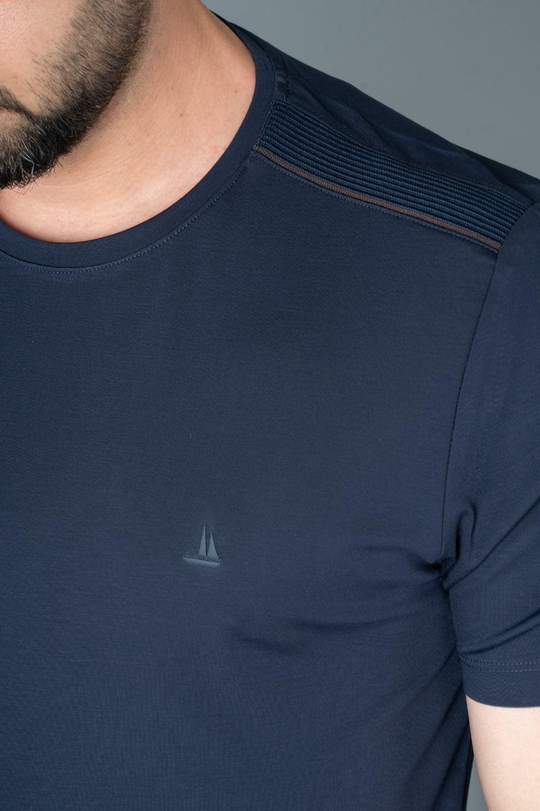 Omuz Detaylı Basic T-Shirt